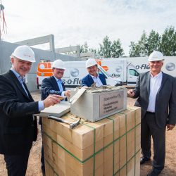 grundsteinlegung für den neuen trans-o-flex-standort in wildenfels trans-o-flex Grundsteinlegung Wildenfels
